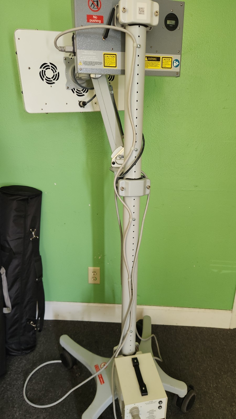 Ward Photonics UltraSlim Digital Light Therapy System *Read Full Description*