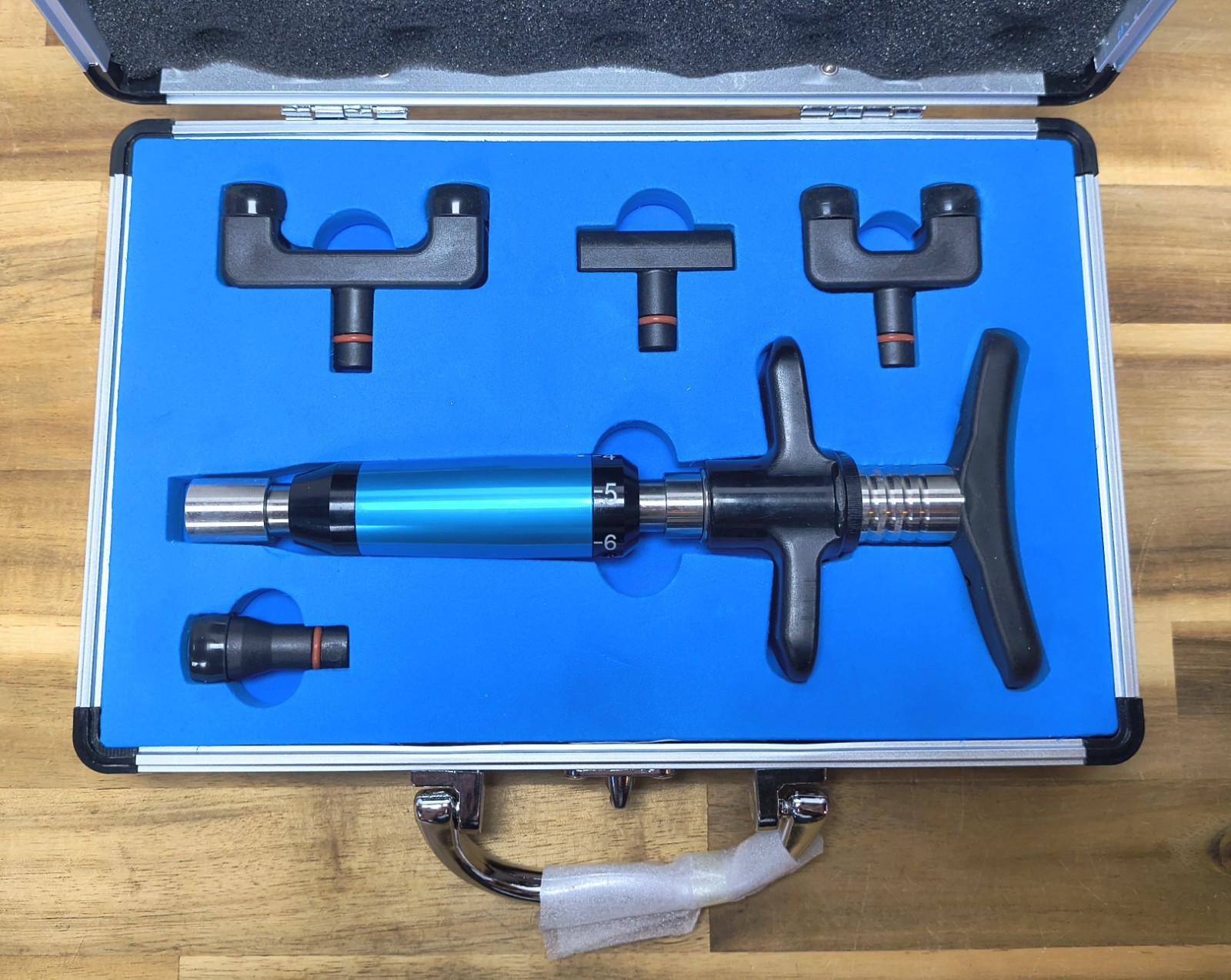 Manual Chiropractic Adjusting Tool Set Spine Impulse Massager Case & 4 Heads