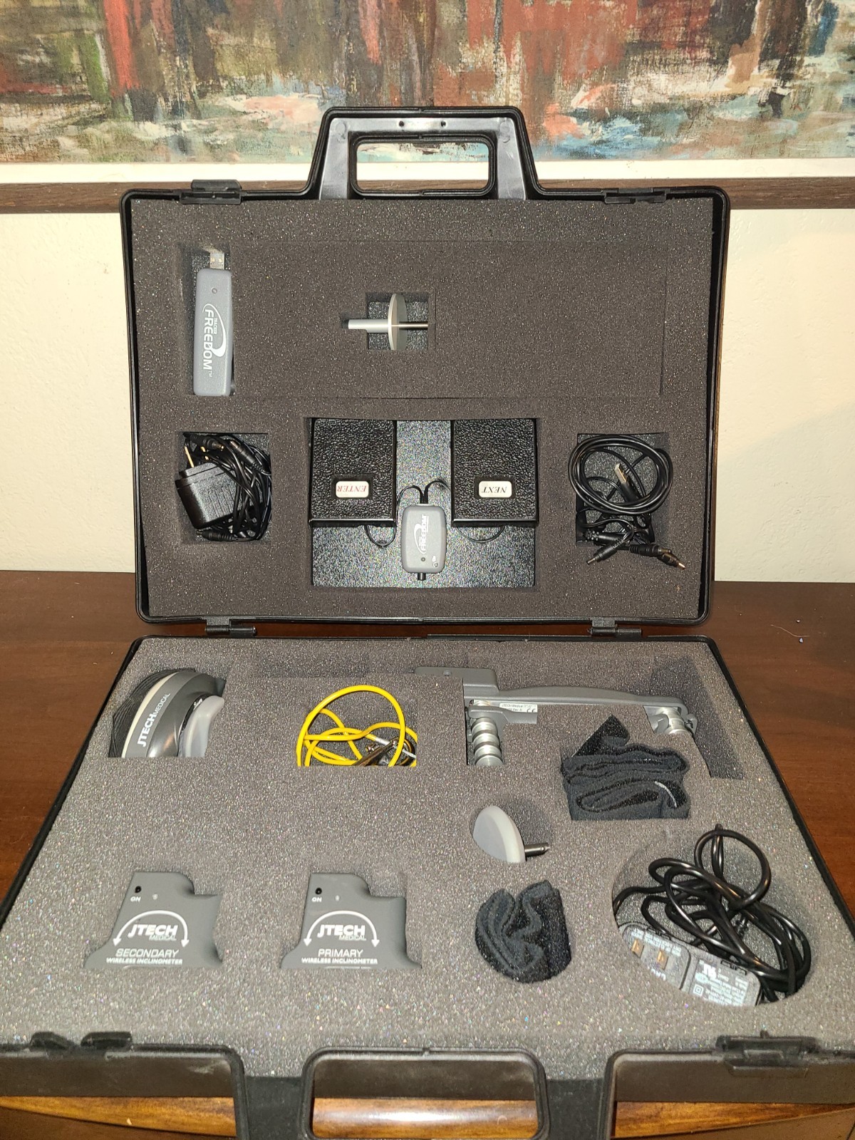 JTech Tracker Freedom Wireless Dual Inclinometry & Muscle Tester & Grip Tester
