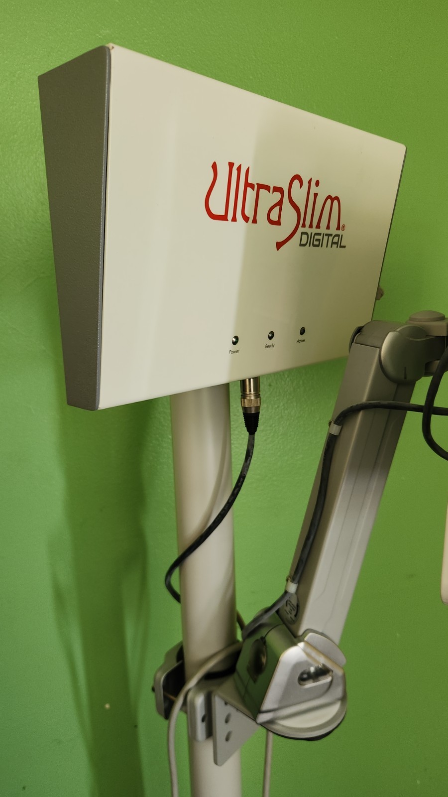 Ward Photonics UltraSlim Digital Light Therapy System *Read Full Description*